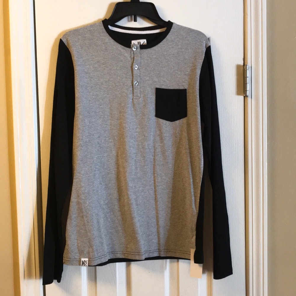 Grey and Black Men’s Crewneck Shirt